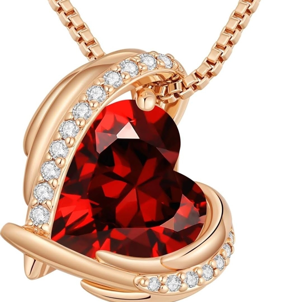 Elegant Red Heart Pendant Necklace